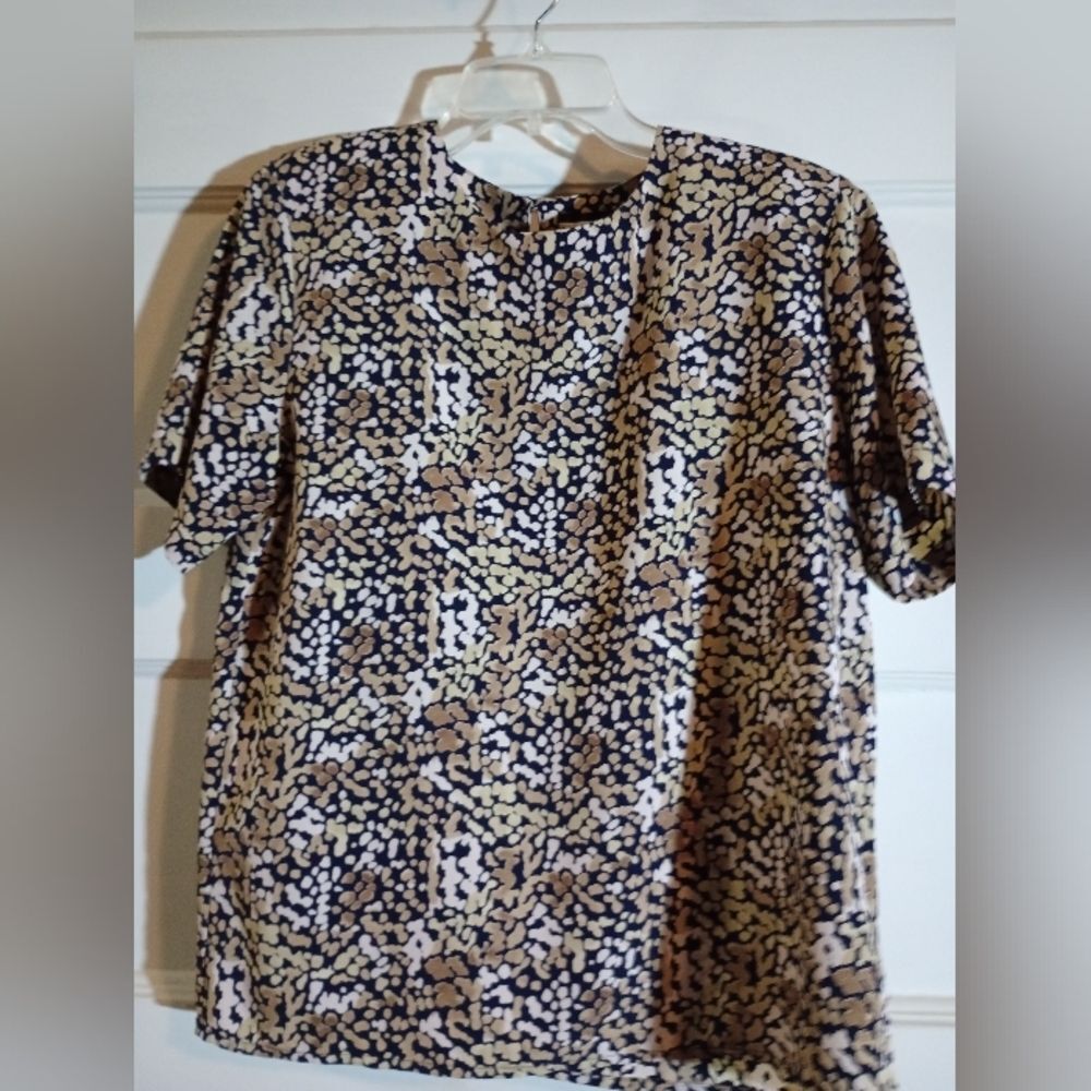 Notations Small women's blouse (Rox450)